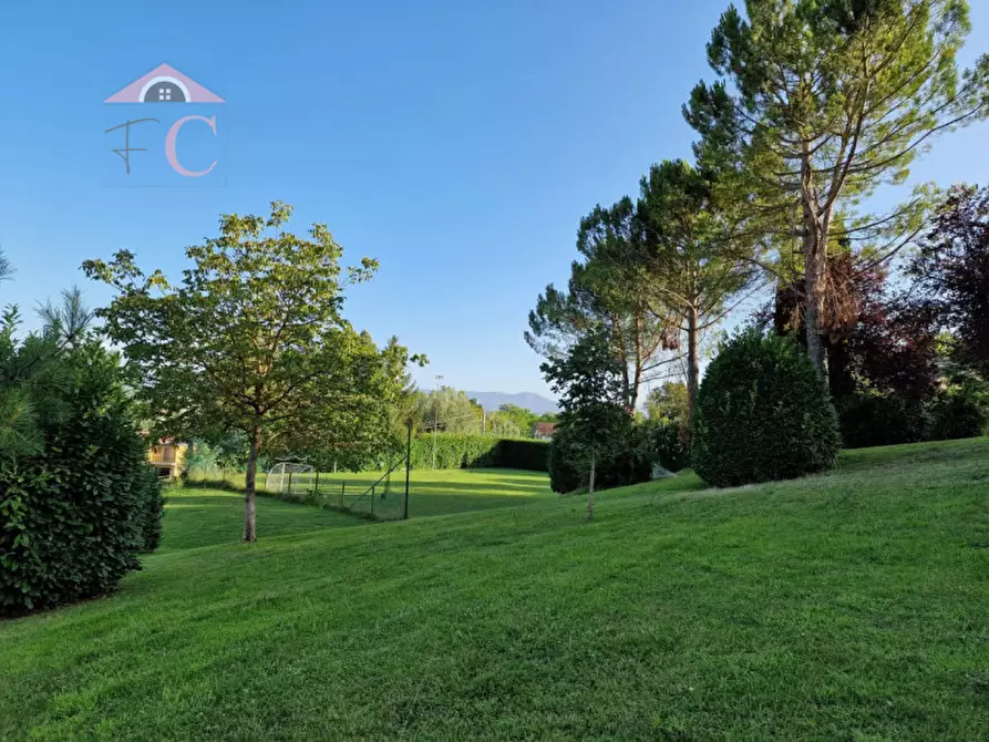 Immagine 11 di Villa in vendita  in località campigliano snc a Rivodutri