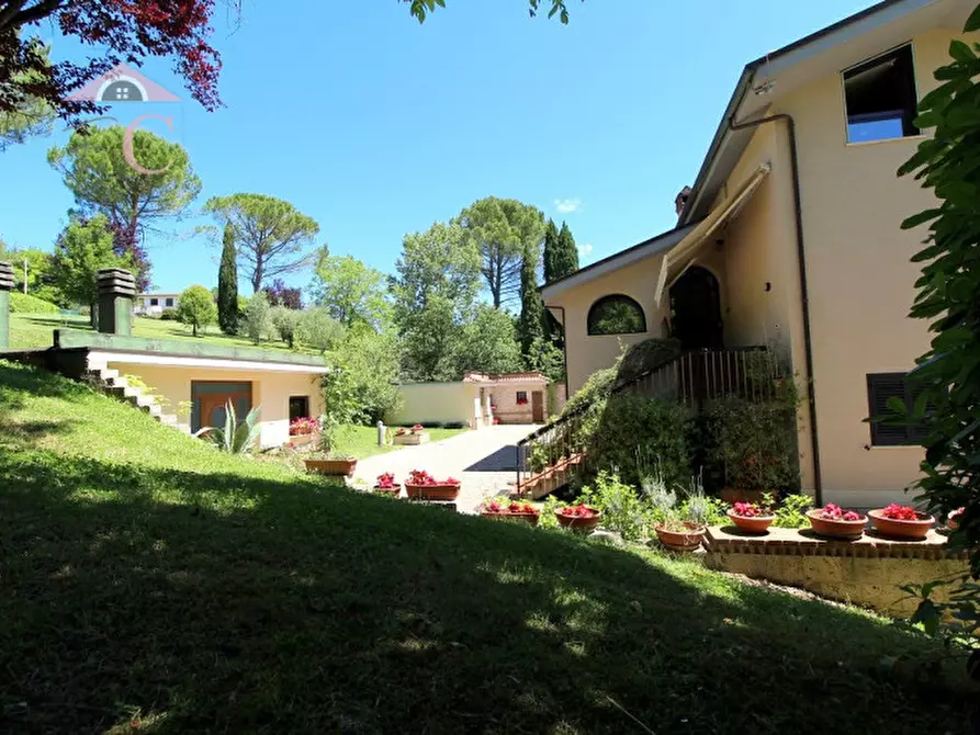 Immagine 31 di Villa in vendita  in località campigliano snc a Rivodutri