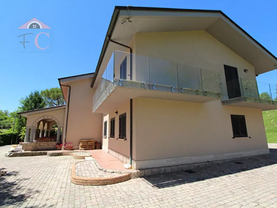 Immagine 36 di Villa in vendita  in località campigliano snc a Rivodutri