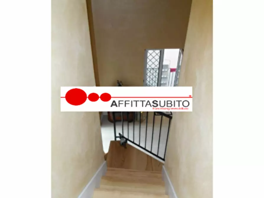 Immagine 5 di Appartamento in vendita  in via Amato di Montecassino 12 a Napoli