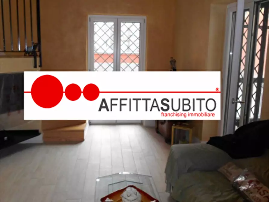 Immagine 10 di Appartamento in vendita  in via Amato di Montecassino 12 a Napoli