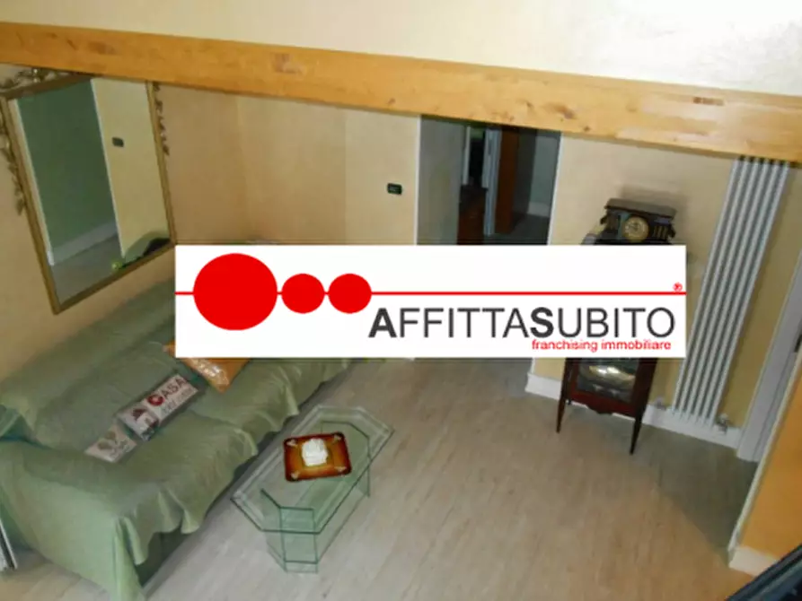 Immagine 12 di Appartamento in vendita  in via Amato di Montecassino 12 a Napoli