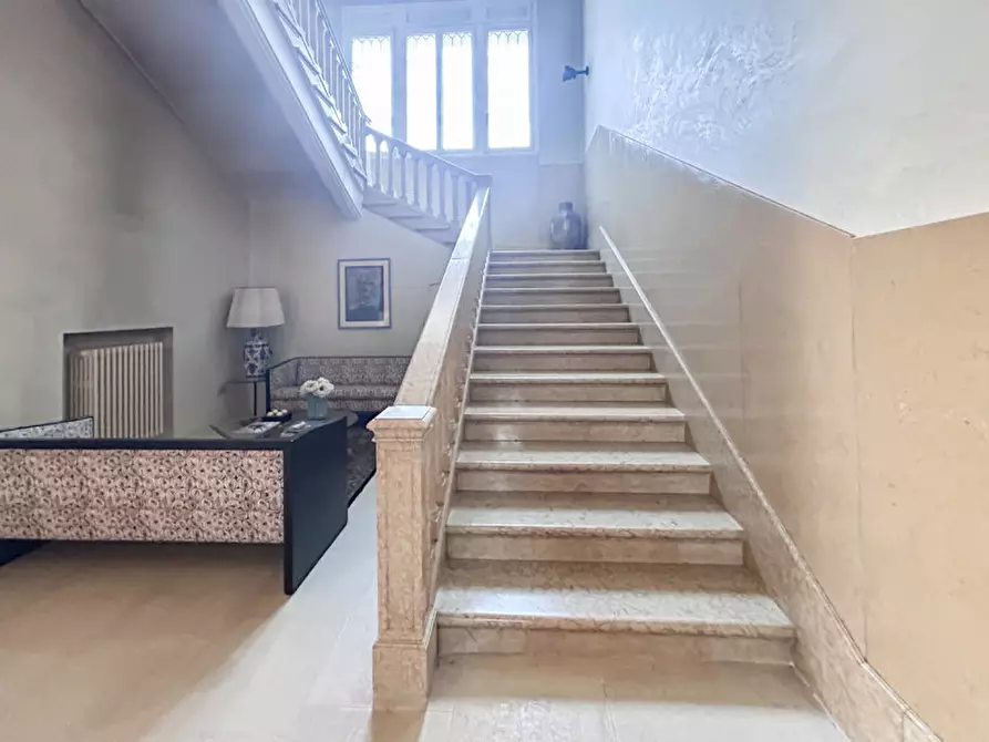 Immagine 10 di Villa in vendita  in Via Verona a Vigasio