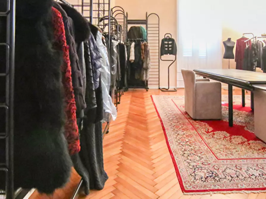 Immagine 40 di Villa in vendita  in Via Verona a Vigasio