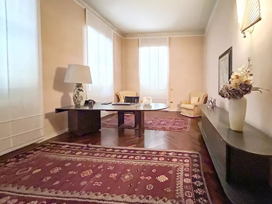 Immagine 49 di Villa in vendita  in Via Verona a Vigasio