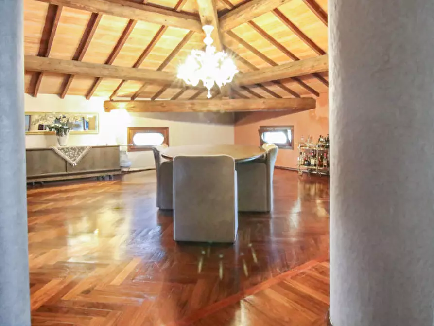 Immagine 54 di Villa in vendita  in Via Verona a Vigasio