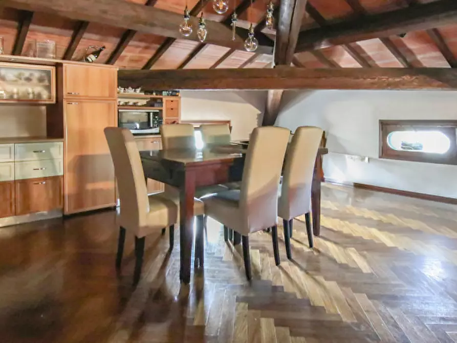 Immagine 57 di Villa in vendita  in Via Verona a Vigasio