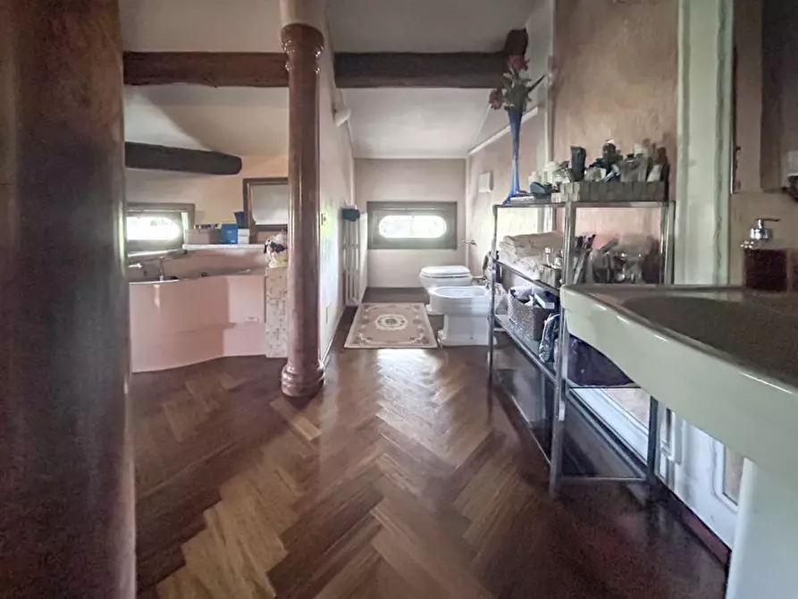Immagine 62 di Villa in vendita  in Via Verona a Vigasio