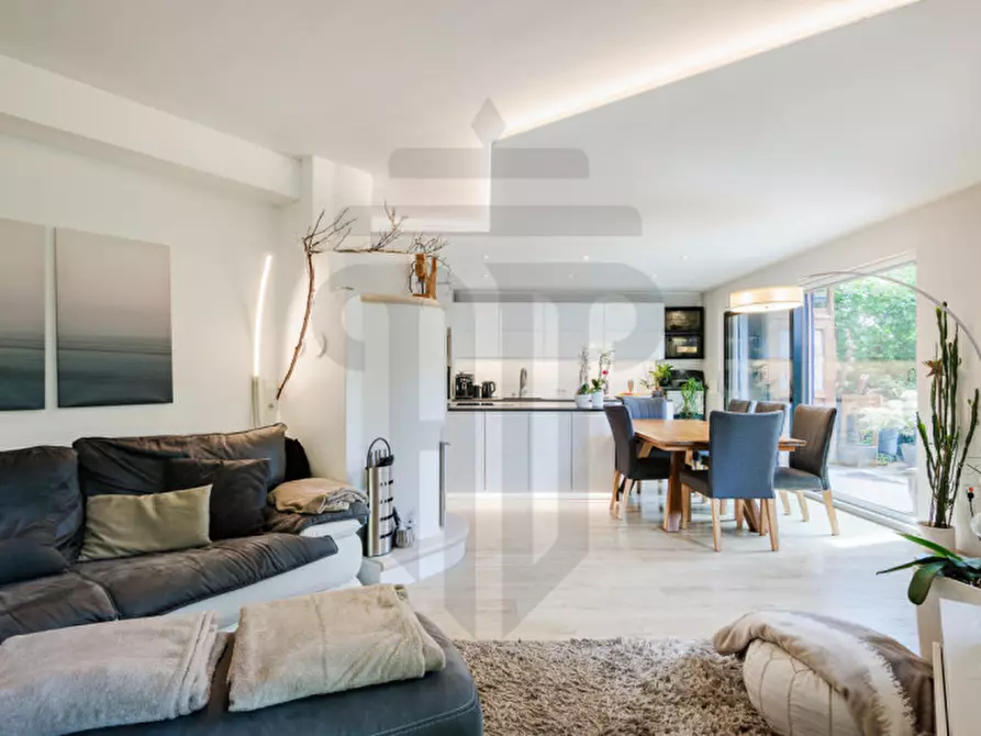 Immagine 1 di Villetta a schiera in vendita  in Via Chiesa 19 a Postal .Burgstall.