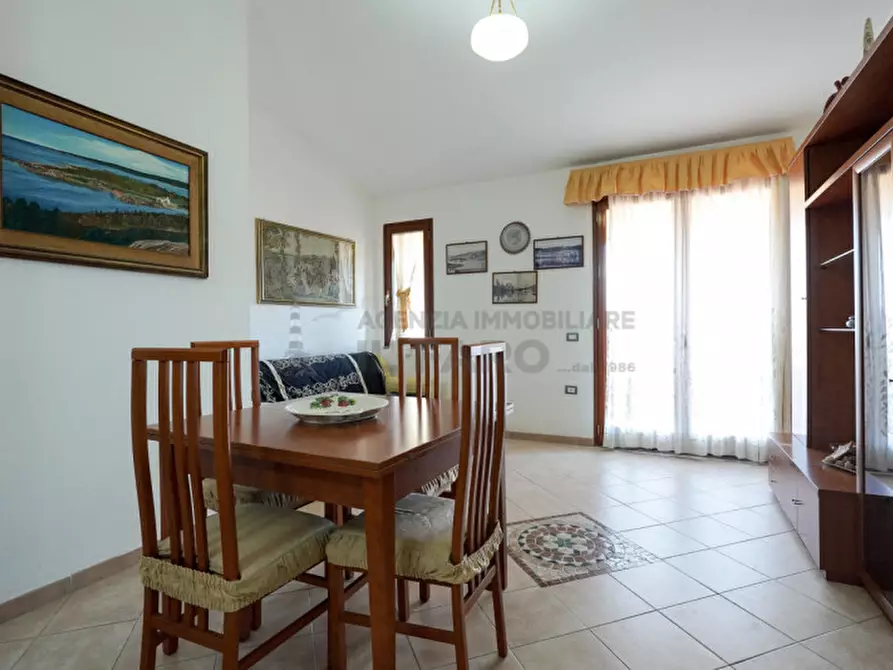 Immagine 1 di Appartamento in vendita  in Via Benedetto Croce a La Maddalena