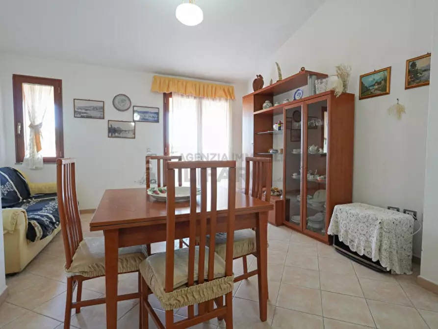 Immagine 2 di Appartamento in vendita  in Via Benedetto Croce a La Maddalena