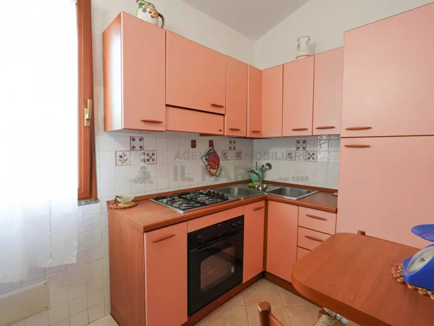 Immagine 5 di Appartamento in vendita  in Via Benedetto Croce a La Maddalena