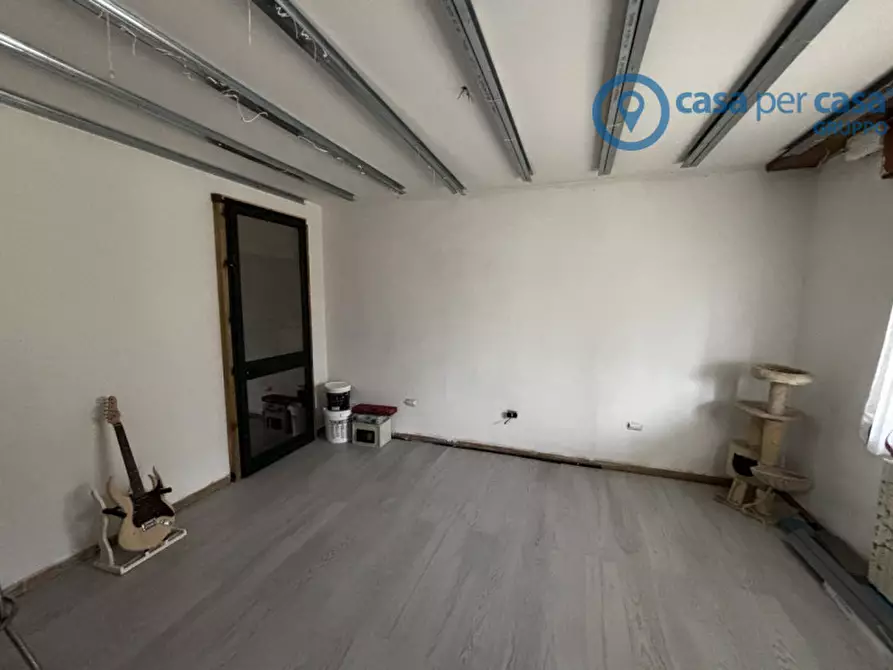 Immagine 9 di Casa bifamiliare in vendita  a Rovigo