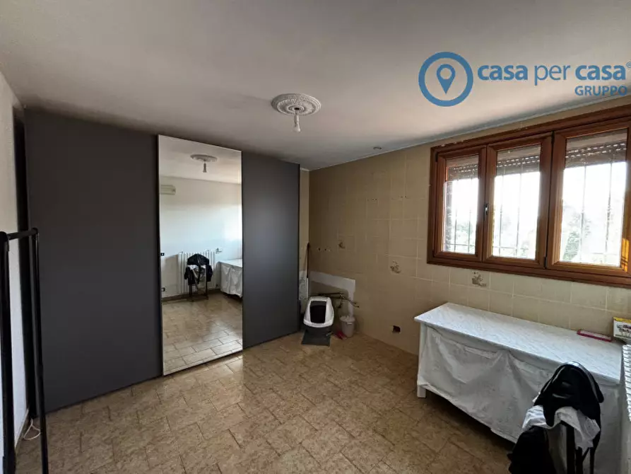 Immagine 17 di Casa bifamiliare in vendita  a Rovigo