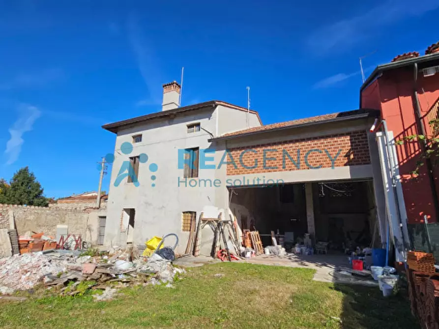Immagine 5 di Casa bifamiliare in vendita  in Via Gian Giorgio Trissino a Sandrigo