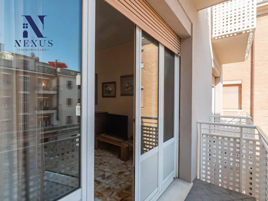 Immagine 7 di Appartamento in vendita  a Fano