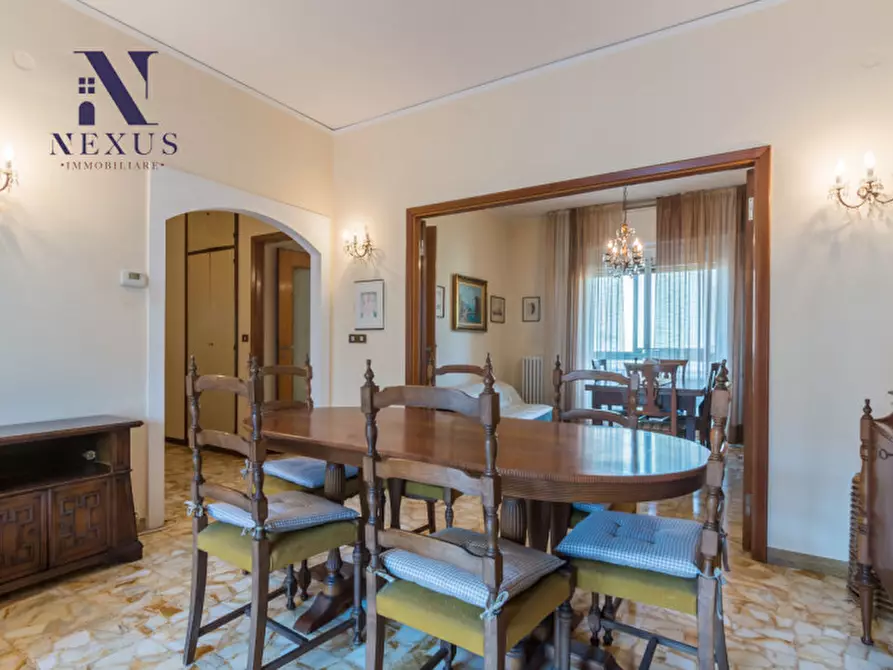 Immagine 9 di Appartamento in vendita  a Fano