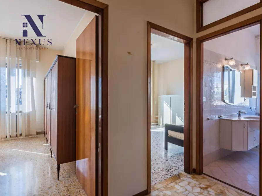 Immagine 20 di Appartamento in vendita  a Fano