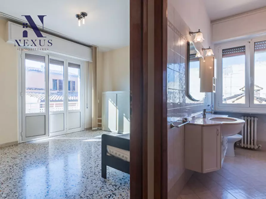 Immagine 23 di Appartamento in vendita  a Fano