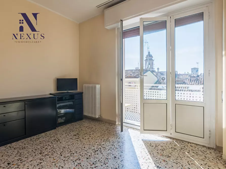 Immagine 25 di Appartamento in vendita  a Fano