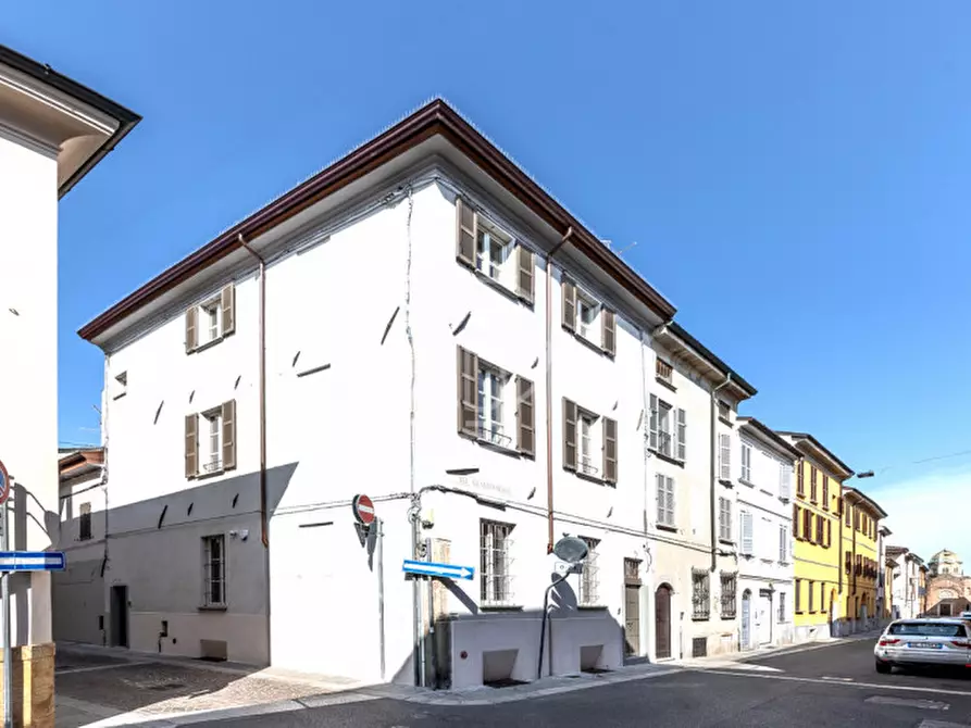 Immagine 1 di Villa in vendita  a Piacenza