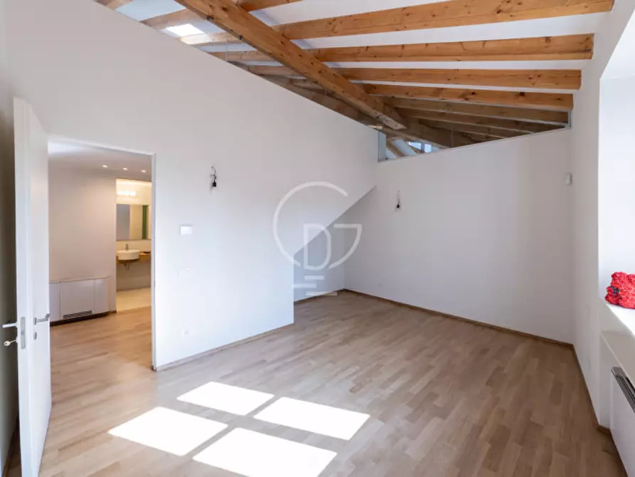 Immagine 18 di Villa in vendita  a Piacenza