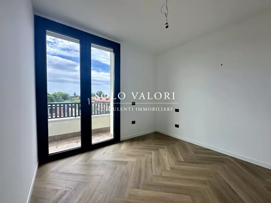 Immagine 4 di Attico in vendita  in Via Portile a Cassola