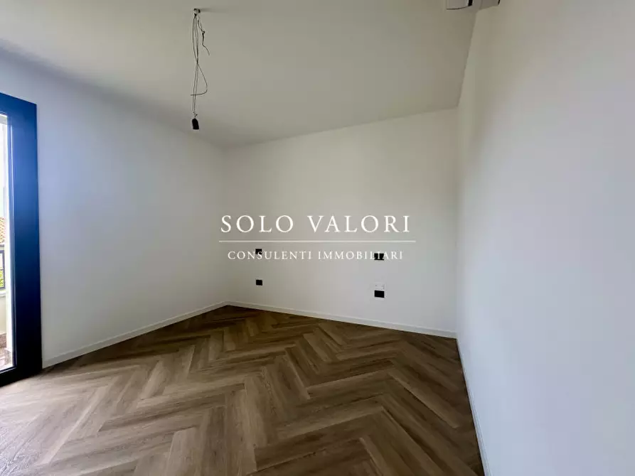 Immagine 5 di Attico in vendita  in Via Portile a Cassola