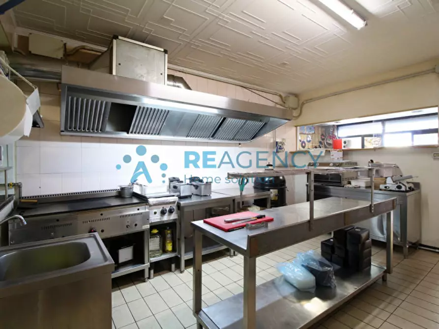 Immagine 2 di Attività commerciale in vendita  in Via Santa Maria dell'Olmo a Thiene