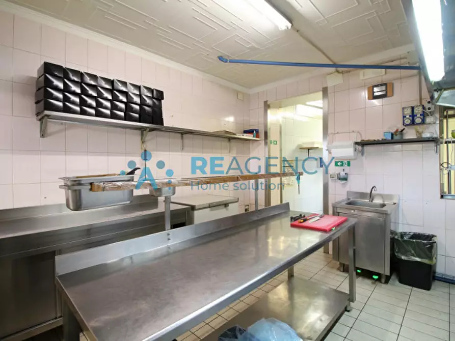 Immagine 3 di Attività commerciale in vendita  in Via Santa Maria dell'Olmo a Thiene