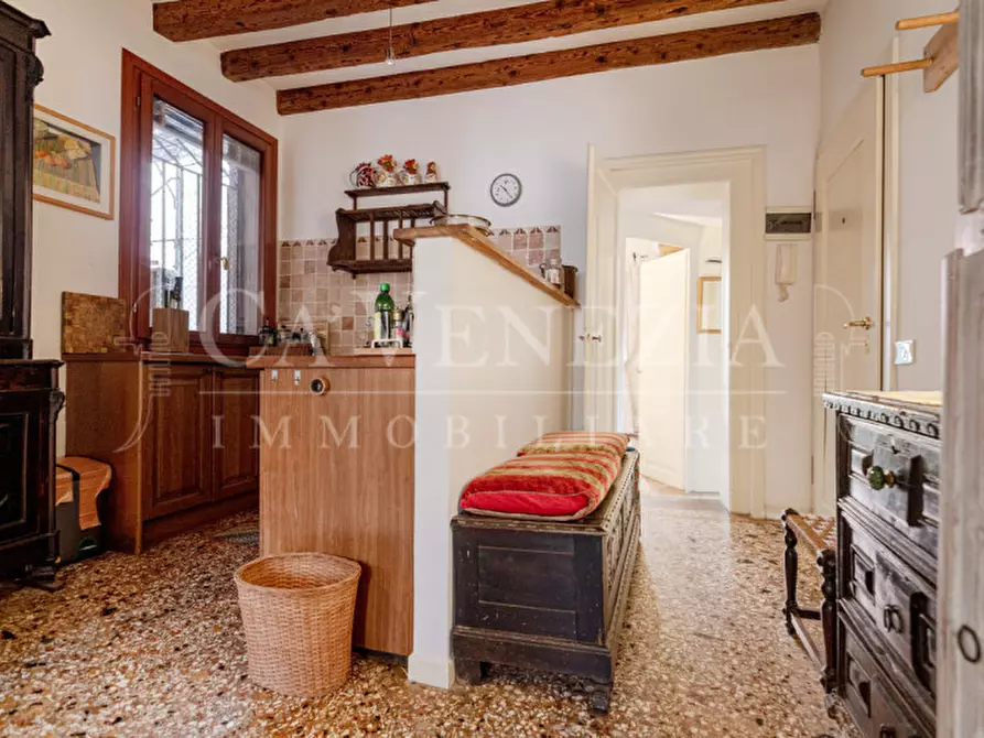 Immagine 9 di Appartamento in vendita  a Venezia