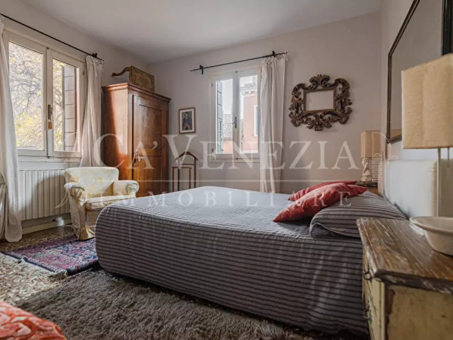 Immagine 10 di Appartamento in vendita  a Venezia
