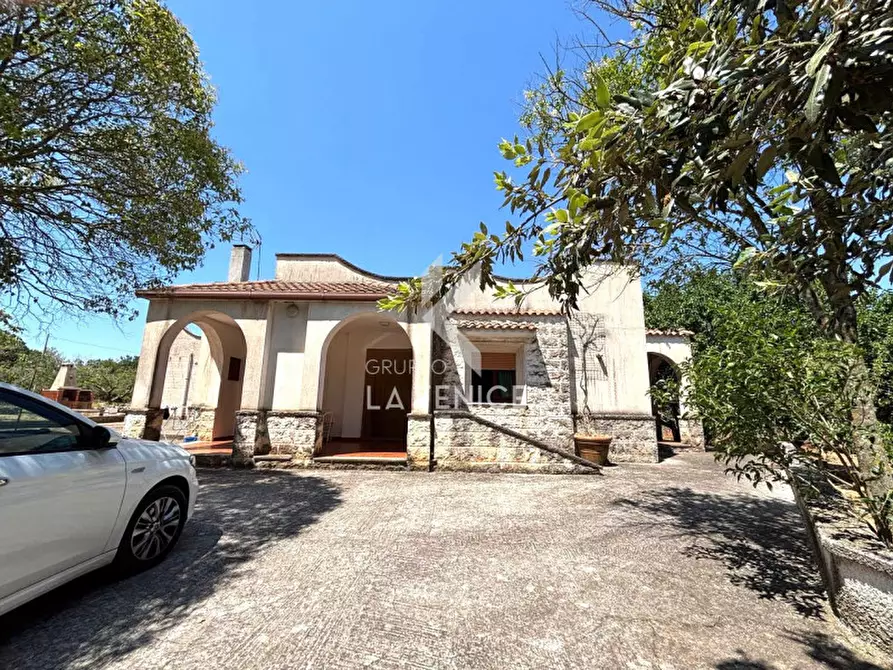 Immagine 9 di Villa in vendita  in strada pilozzo a Martina Franca