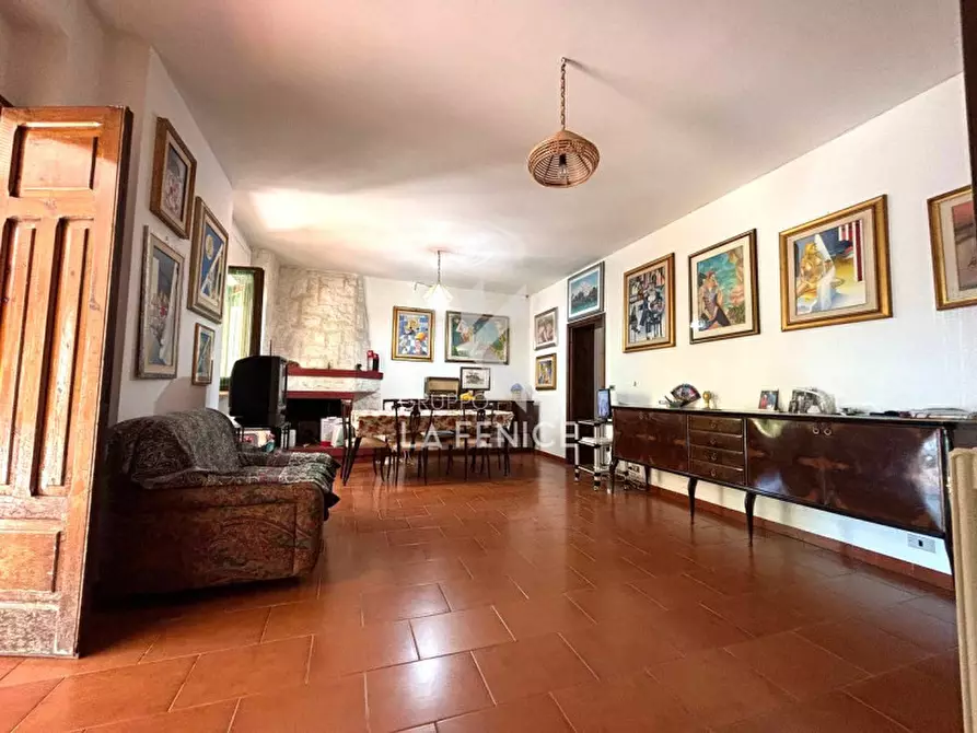 Immagine 13 di Villa in vendita  in strada pilozzo a Martina Franca