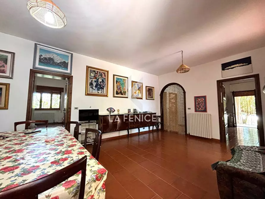 Immagine 15 di Villa in vendita  in strada pilozzo a Martina Franca