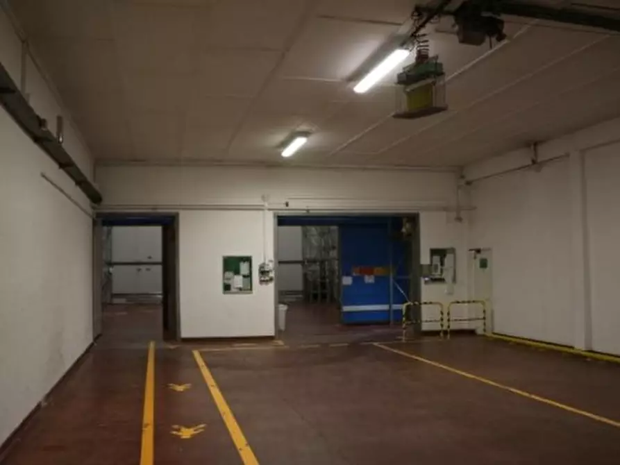 Immagine 4 di Capannone industriale in vendita  in Via Fratelli Bandiera, 30 a Preganziol