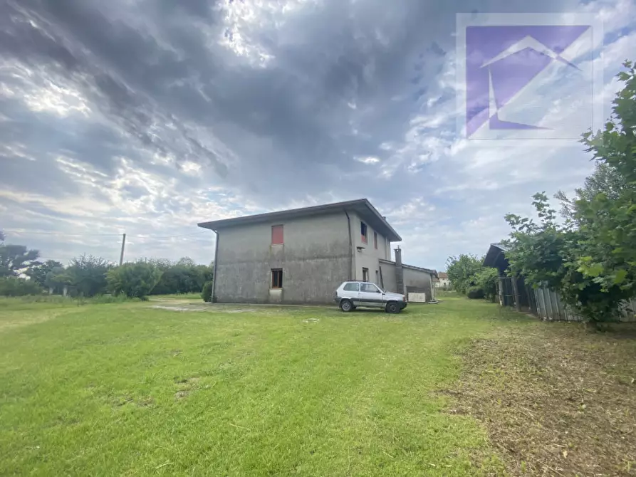 Immagine 25 di Casa indipendente in vendita  a Camposampiero