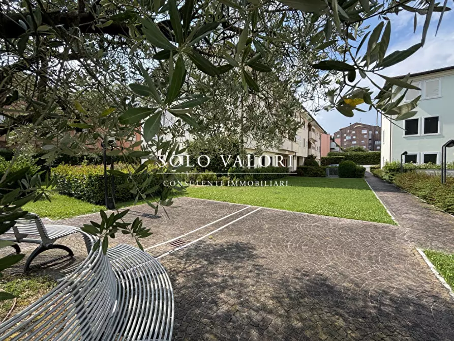 Immagine 1 di Appartamento in vendita  in Via S. Pio X a Castelfranco Veneto