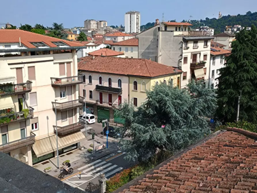 Immagine 14 di Villa in vendita  in Via Legione Antonini, 91 a Vicenza