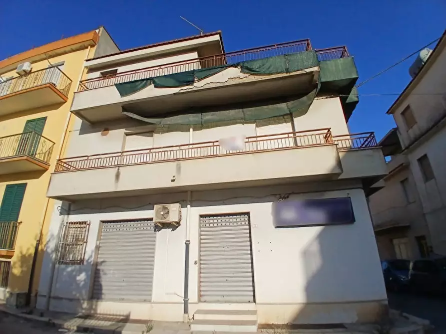 Immagine 3 di Negozio in vendita  in Via Sant'Angelo a Rosolini