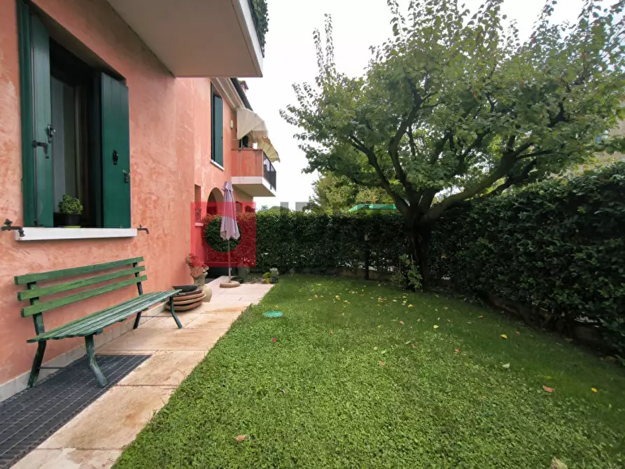 Immagine 21 di Appartamento in vendita  in farmacia a Treviso