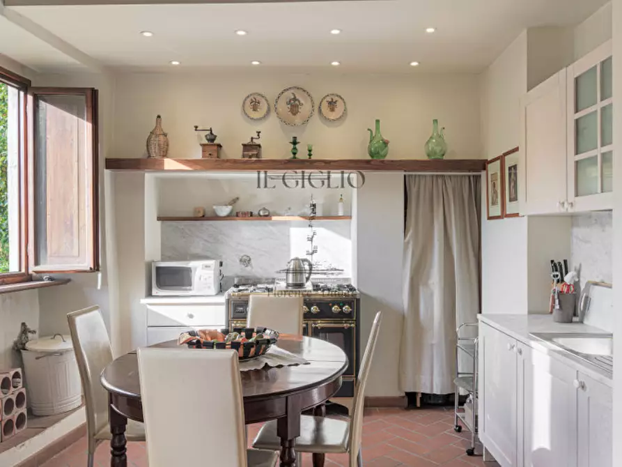 Immagine 2 di Appartamento in vendita  in Via Toscanella a Firenze