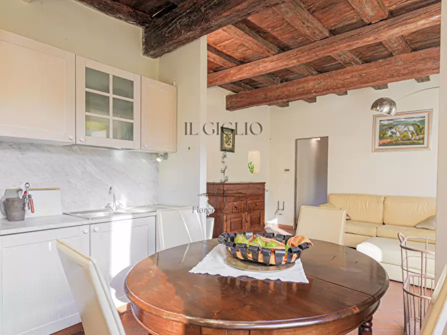 Immagine 10 di Appartamento in vendita  in Via Toscanella a Firenze