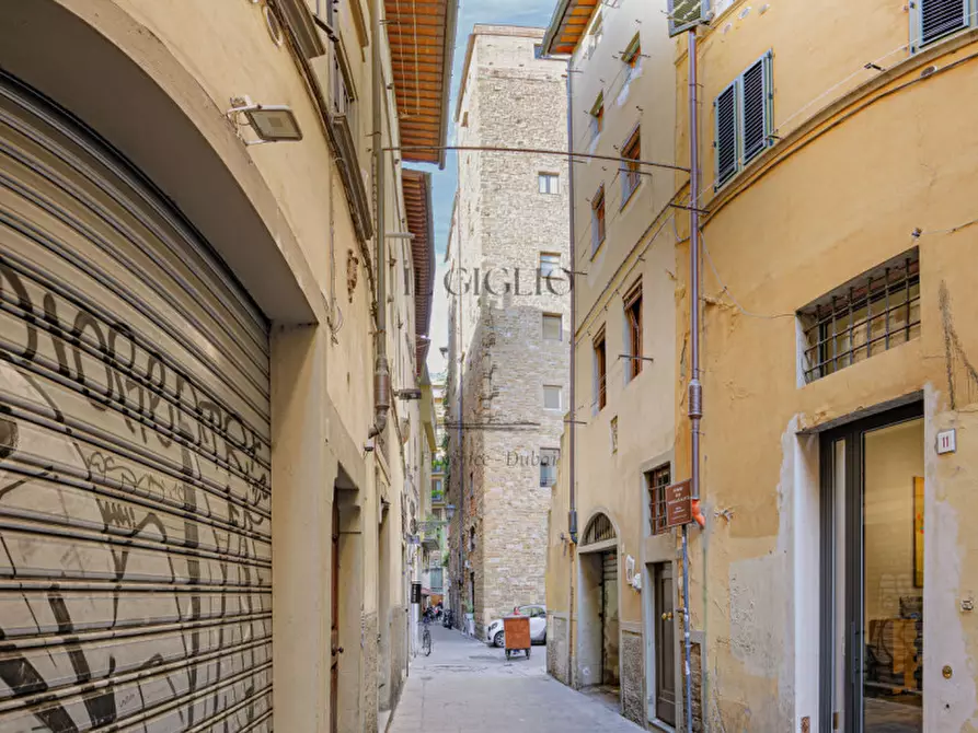 Immagine 17 di Appartamento in vendita  in Via Toscanella a Firenze