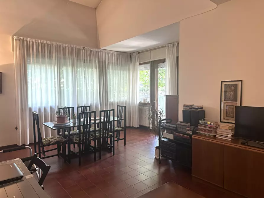 Immagine 3 di Casa bifamiliare in vendita  in Via Monteortone a Abano Terme