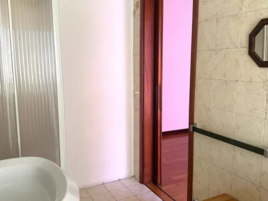 Immagine 22 di Casa bifamiliare in vendita  in Via Monteortone a Abano Terme