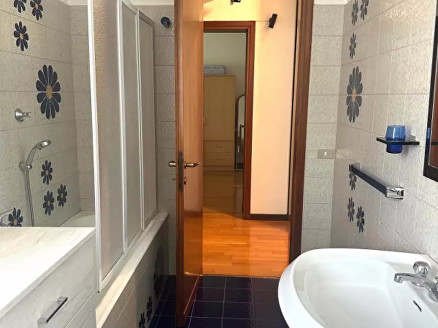 Immagine 27 di Casa bifamiliare in vendita  in Via Monteortone a Abano Terme