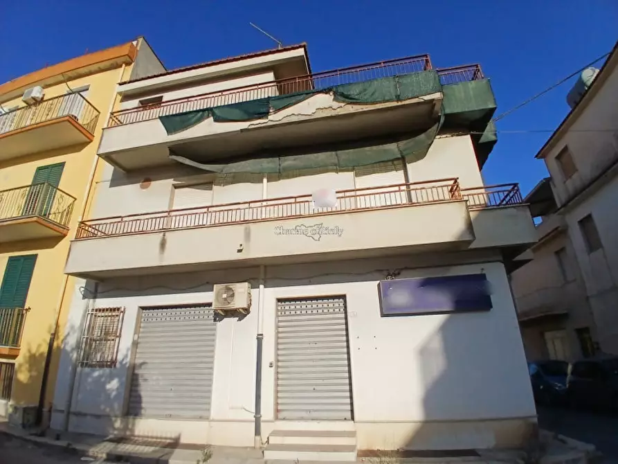 Immagine 2 di Casa indipendente in vendita  in Via Sant'Angelo a Rosolini