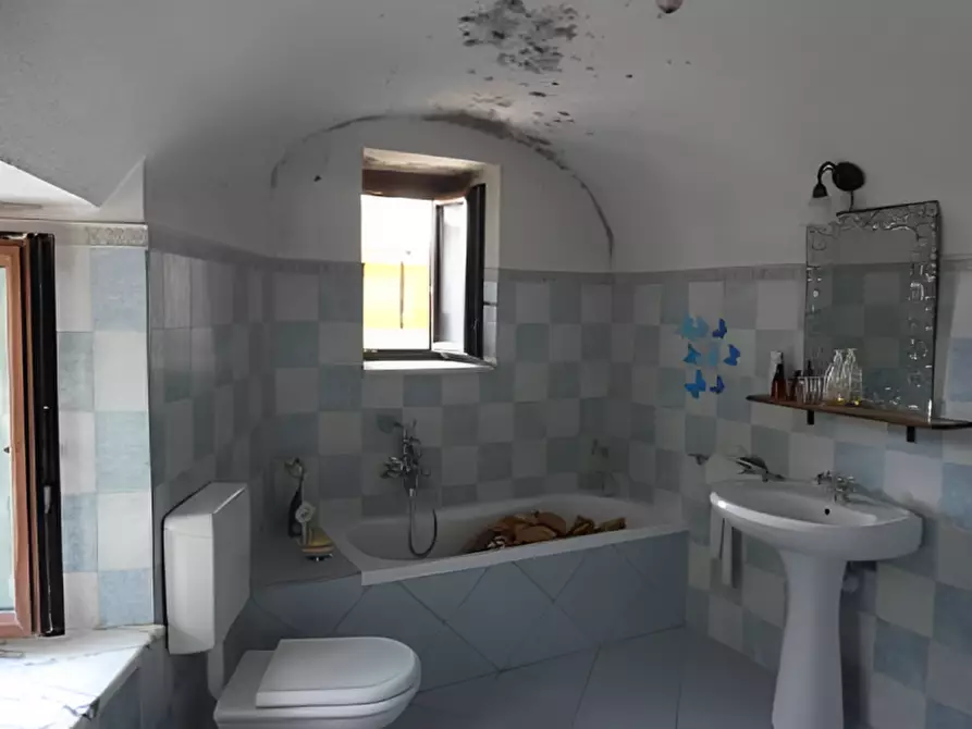 Immagine 5 di Casa indipendente in vendita  in Via Pintura, 6 a Busca