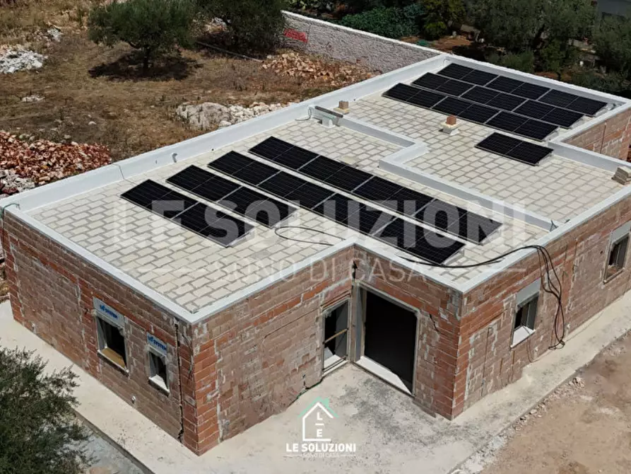 Immagine 2 di Villa in vendita  in Via Amilcare Ponchielli a Conversano